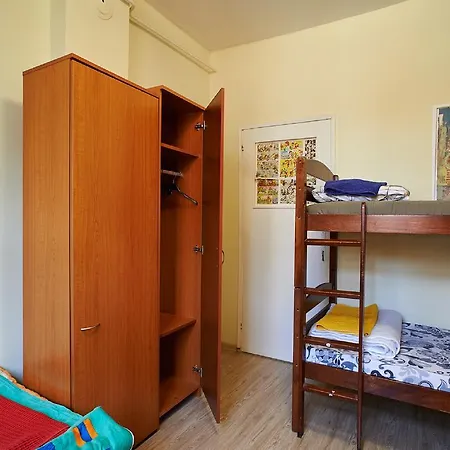 Къща за гости хипстър стаи за гости